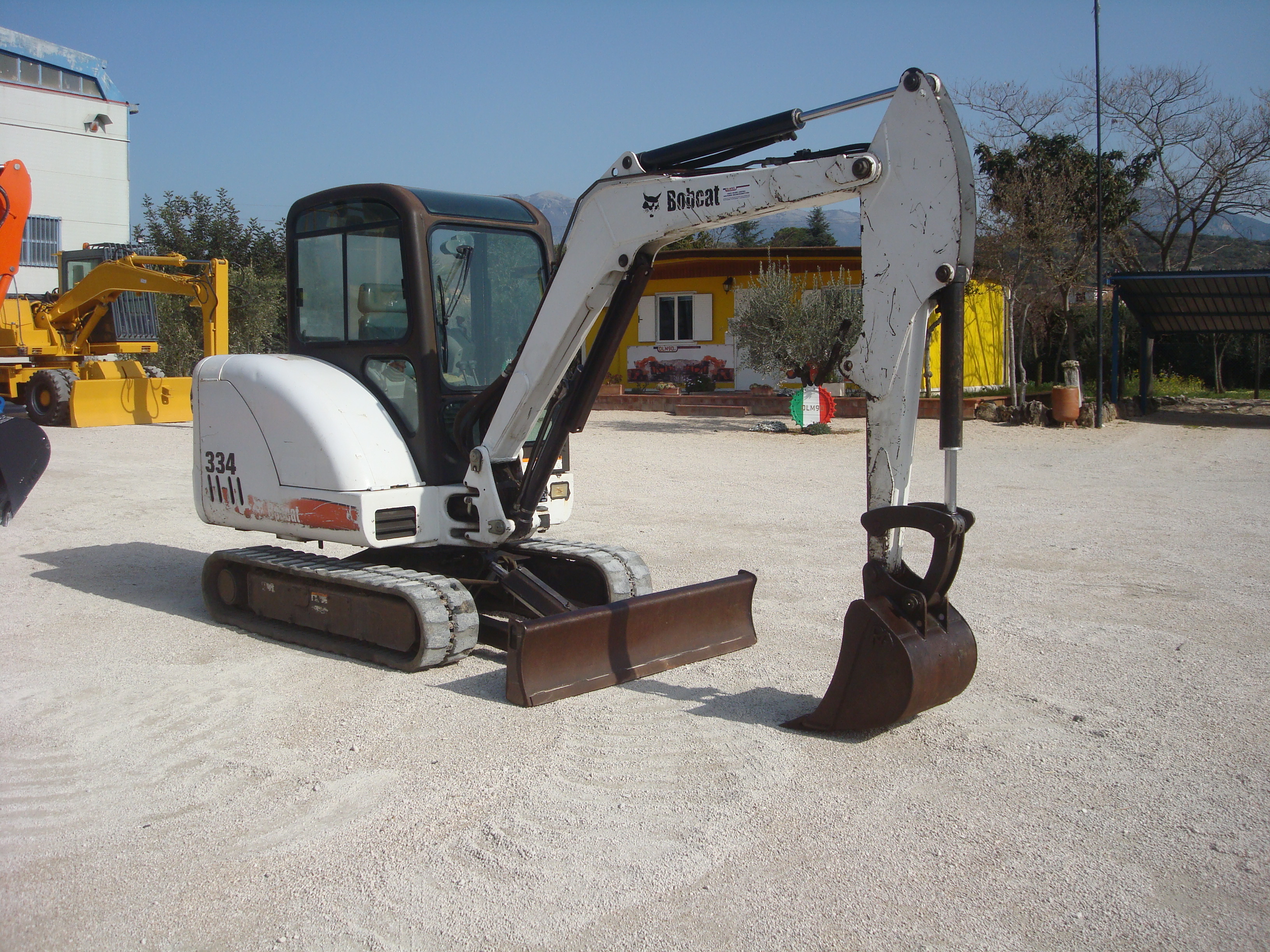 MINIESCAVATORE BOBCAT 334 G
