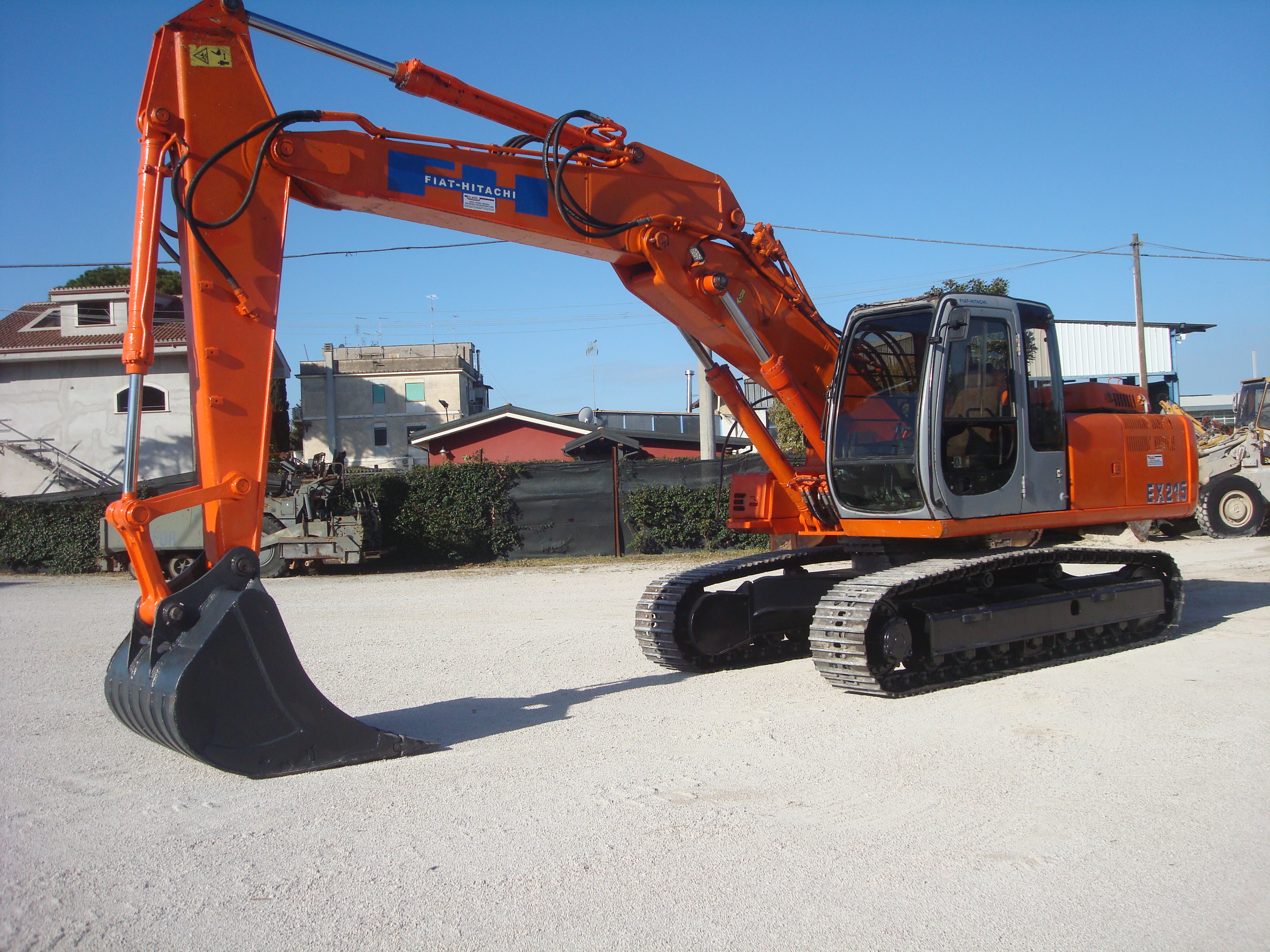 Escavatore Cingolato Usato Fiat Hitachi EX215